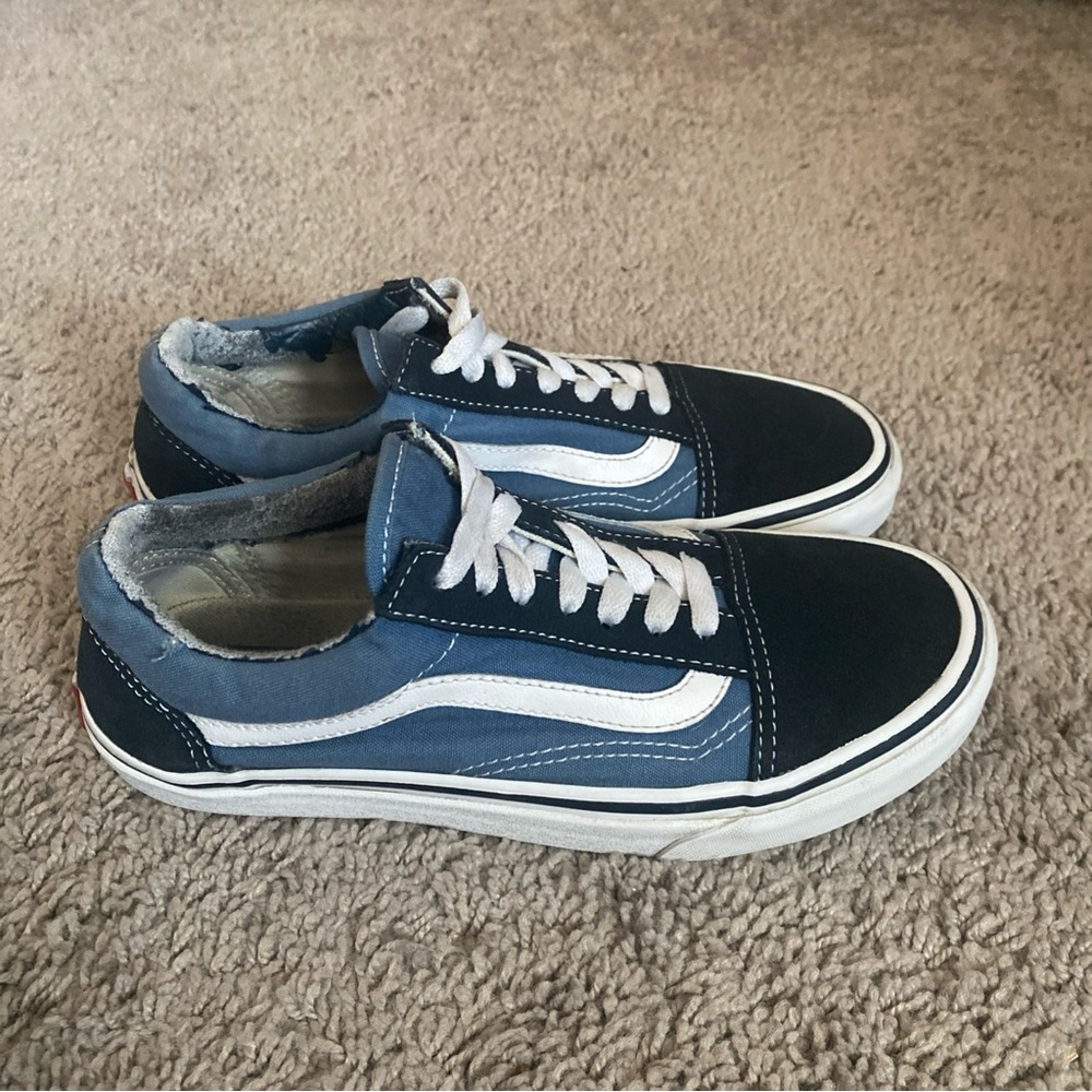 Vans off the wall sk8 low suede Navy and White Sneakers